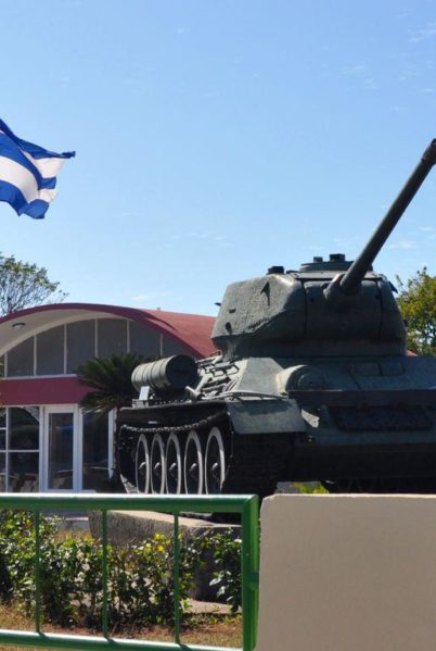 Indalo_Cuba_Activite_Musee-Playa-Giron-char
