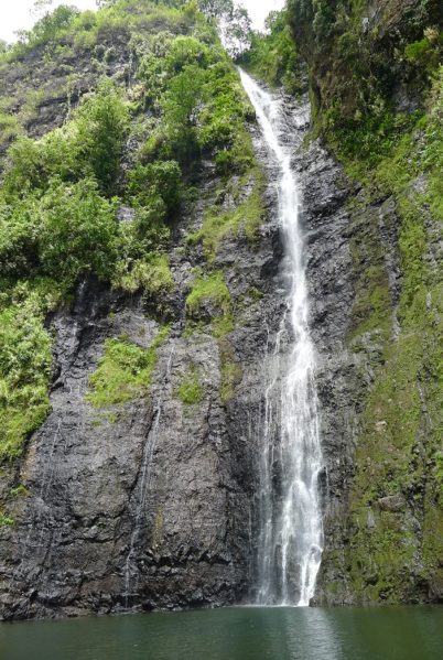 Indalo_Polynesie_Activites_Tahiti_Tours guides-cascade Faarumai